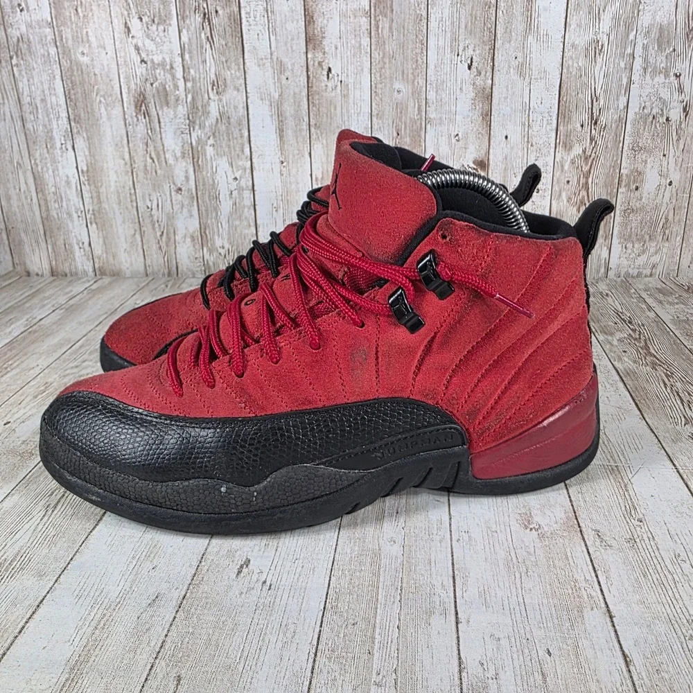 Air Jordan 12 Retro Gym Red Suede Sneakers Black Sole Mens Size 9.5‎